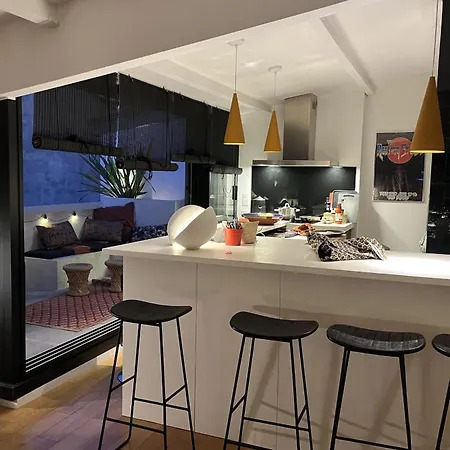 Hyper Centre - T4 With Terrace Parking Apartment *